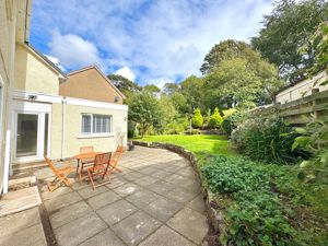 Photo 25- click for photo gallery